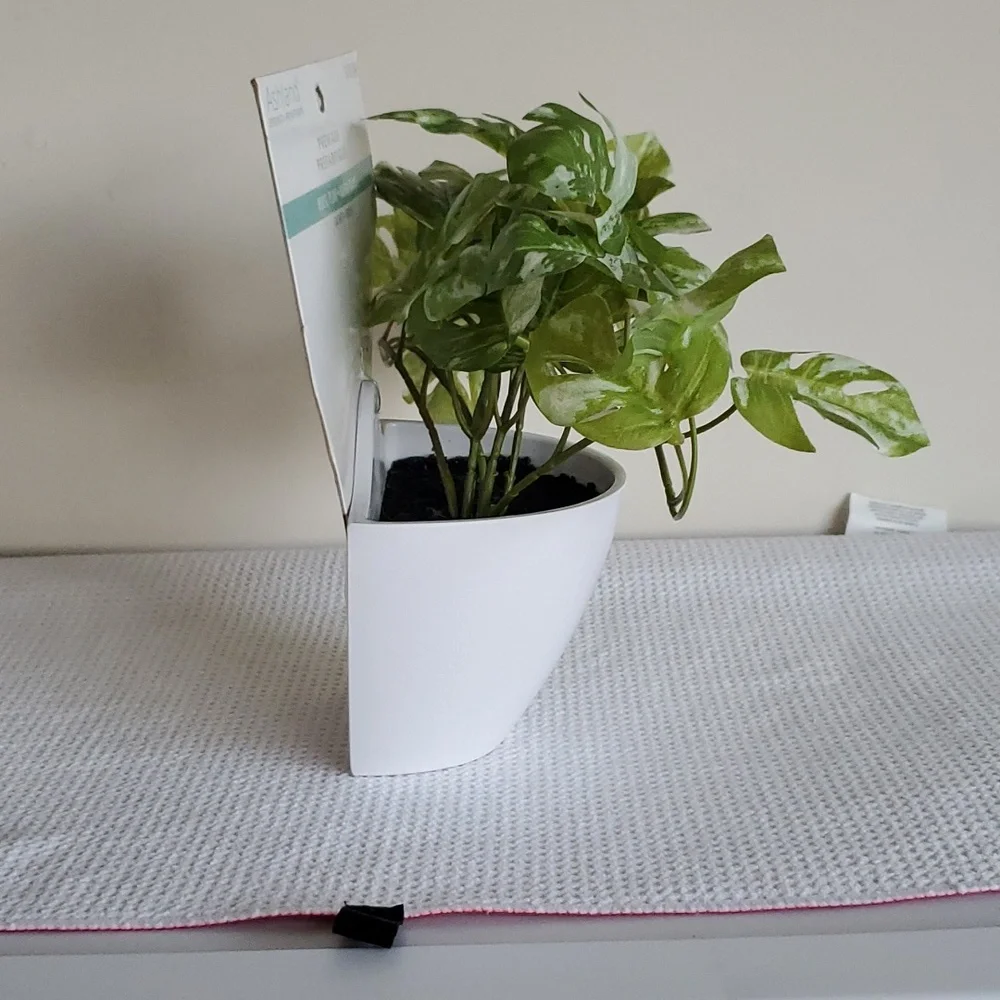 FAUX GREENERY PLANT DECOR